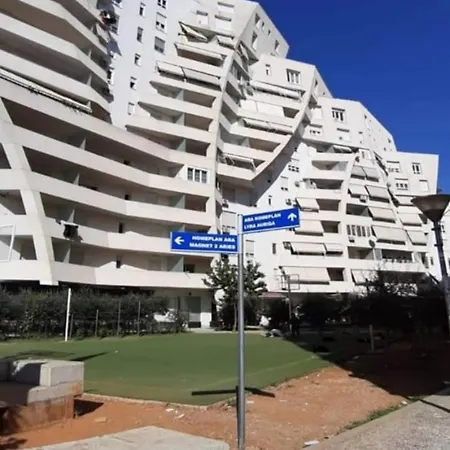 Ola Tirana